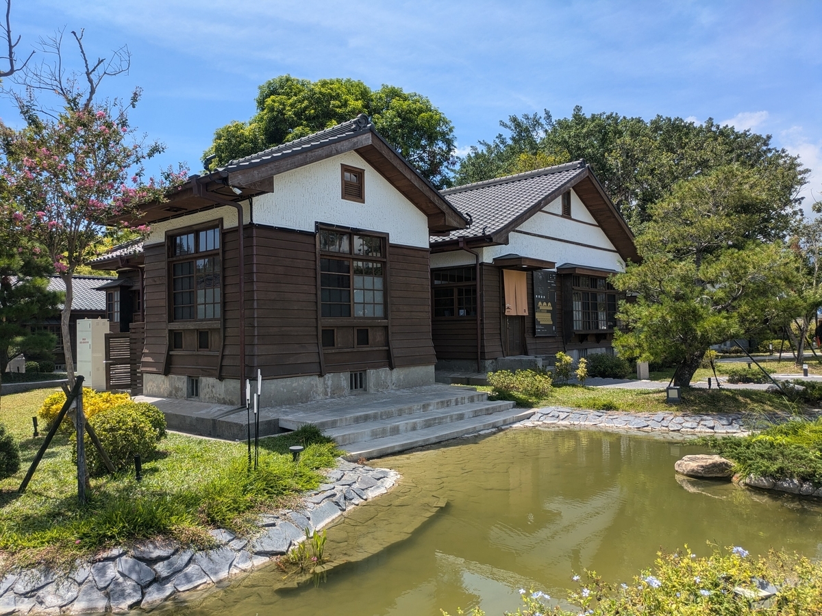 大佐の家と呼ばれる建物の外観。