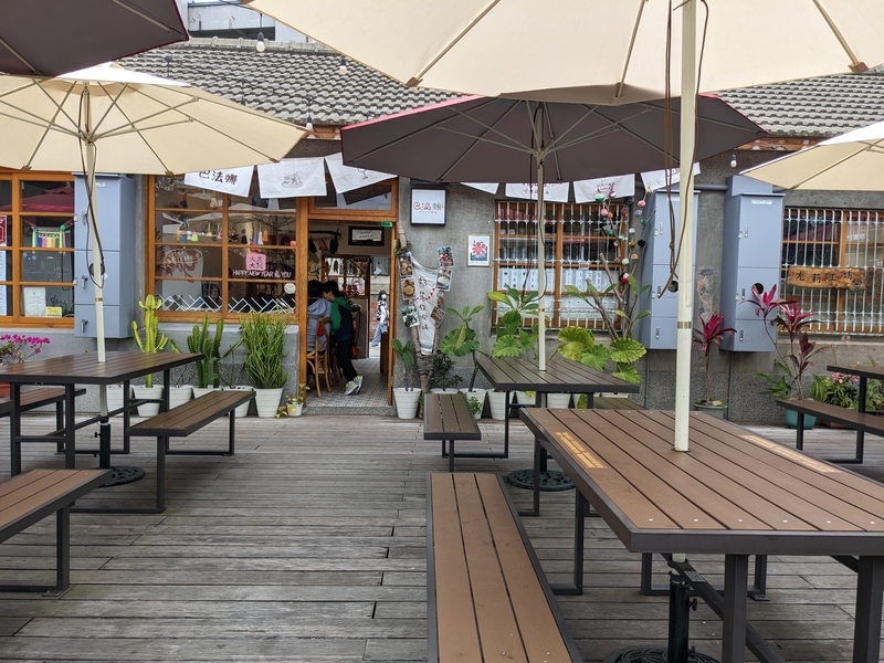 カフェのテラス席 カフェのテラス席の様子。