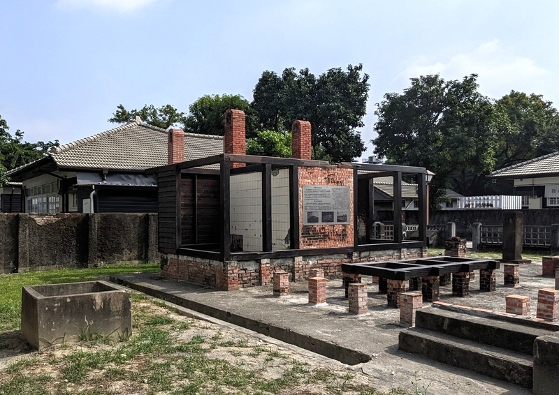日本家屋の基礎や骨組みが分かる展示。