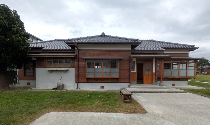 官舎の別角度から見た様子。