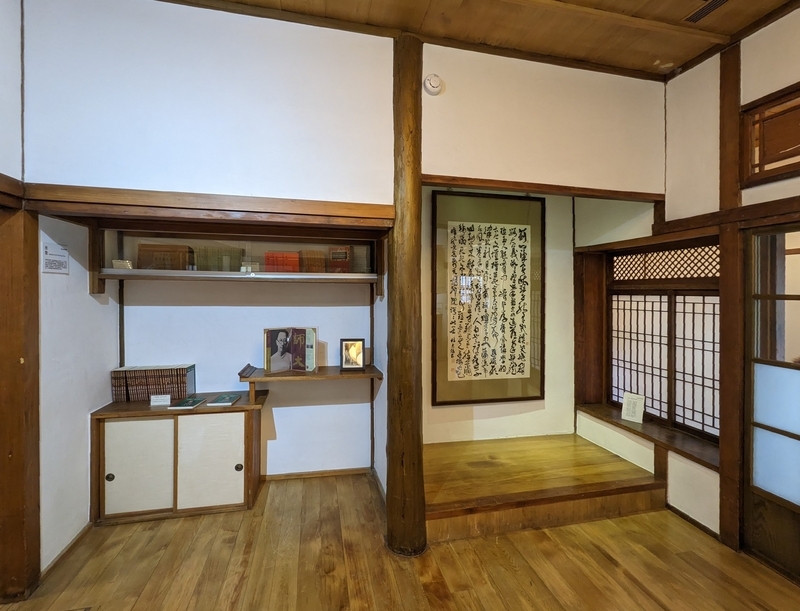 梁實秋故居の床の間の様子。