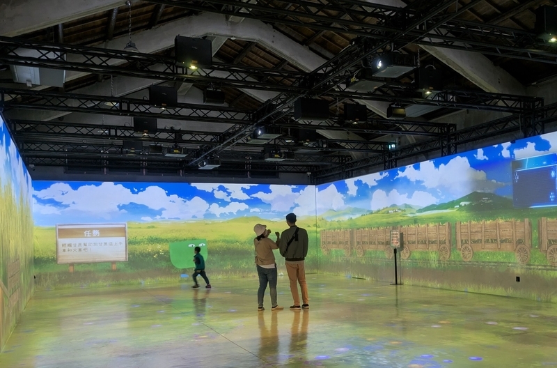北倉庫のインタラクティブ展示 北倉庫の半分は子供向けのインタラクティブな教育展示スペース。