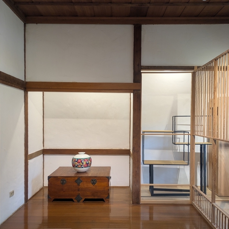 元社務所内部の展示の一部。