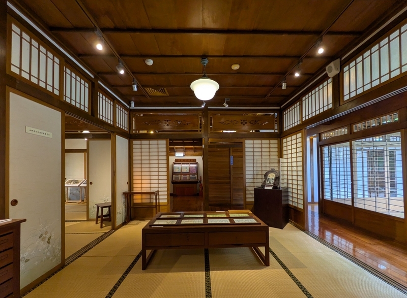 畳の部屋 畳敷きの部屋の内部。