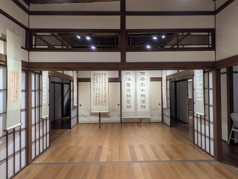 会館内に設けられた展示空間。