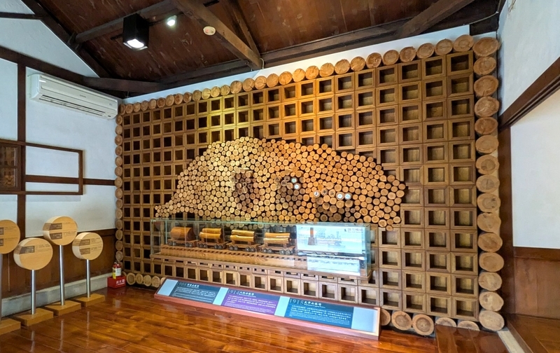 木材を使った展示品 羅東林業文化園区 木材を用いた展示コーナー