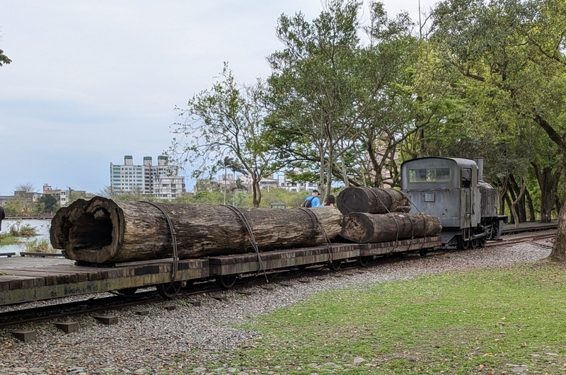 木材運搬の貨物列車展示 羅東林業文化園区 木材運搬用の貨物列車展示