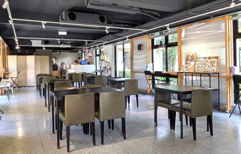カフェコーナー 博物館園区内にあるカフェコーナーの様子。