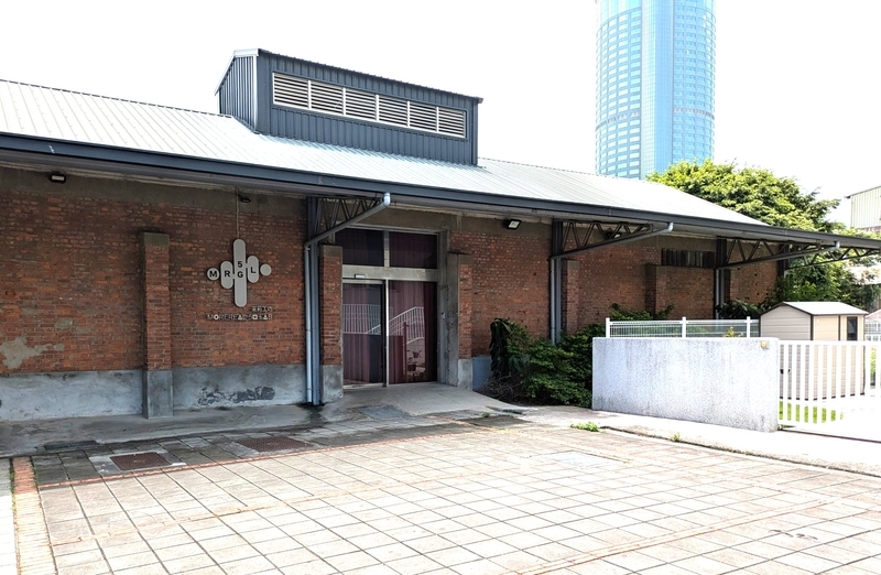 展示会や発表会等に活用される多目的施設・茉莉工房の外観。