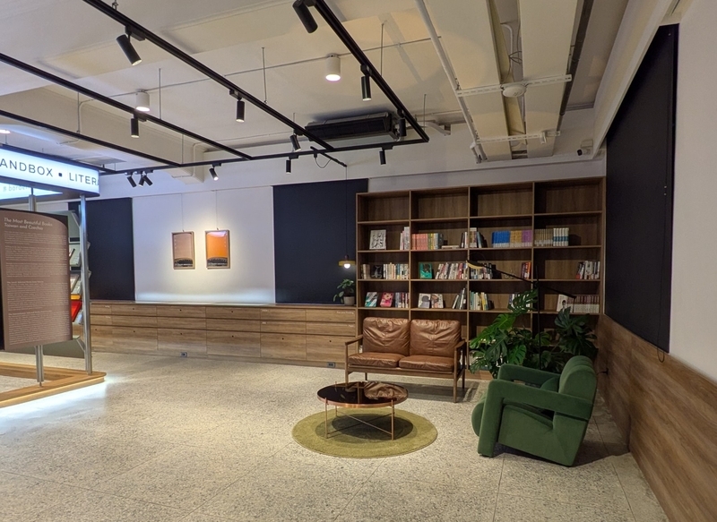 読書コーナー 台湾文学糧倉内にある読書コーナー。本を手に取りゆっくり過ごせるスペース。