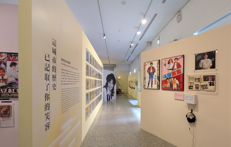 地元歌手の企画展示 館内で行われている地元歌手をテーマにした企画展示。