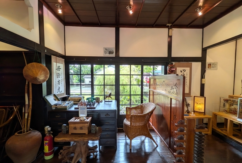 室内の展示 建物内部に設けられた展示空間の様子。